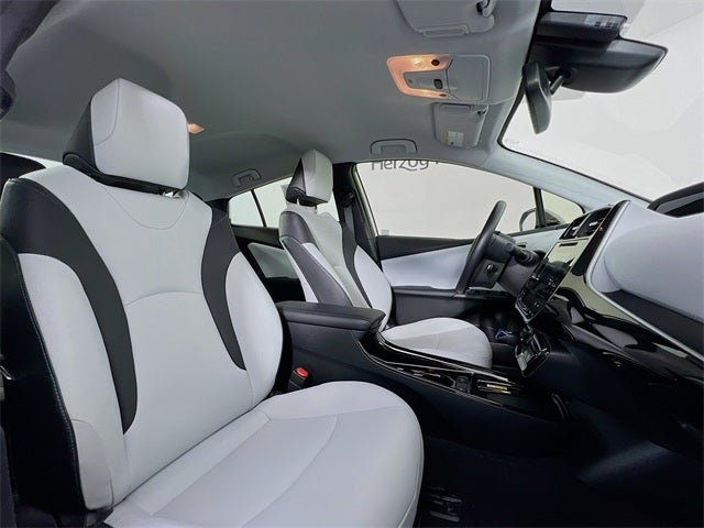 2019 Toyota Prius XLE AWD-e